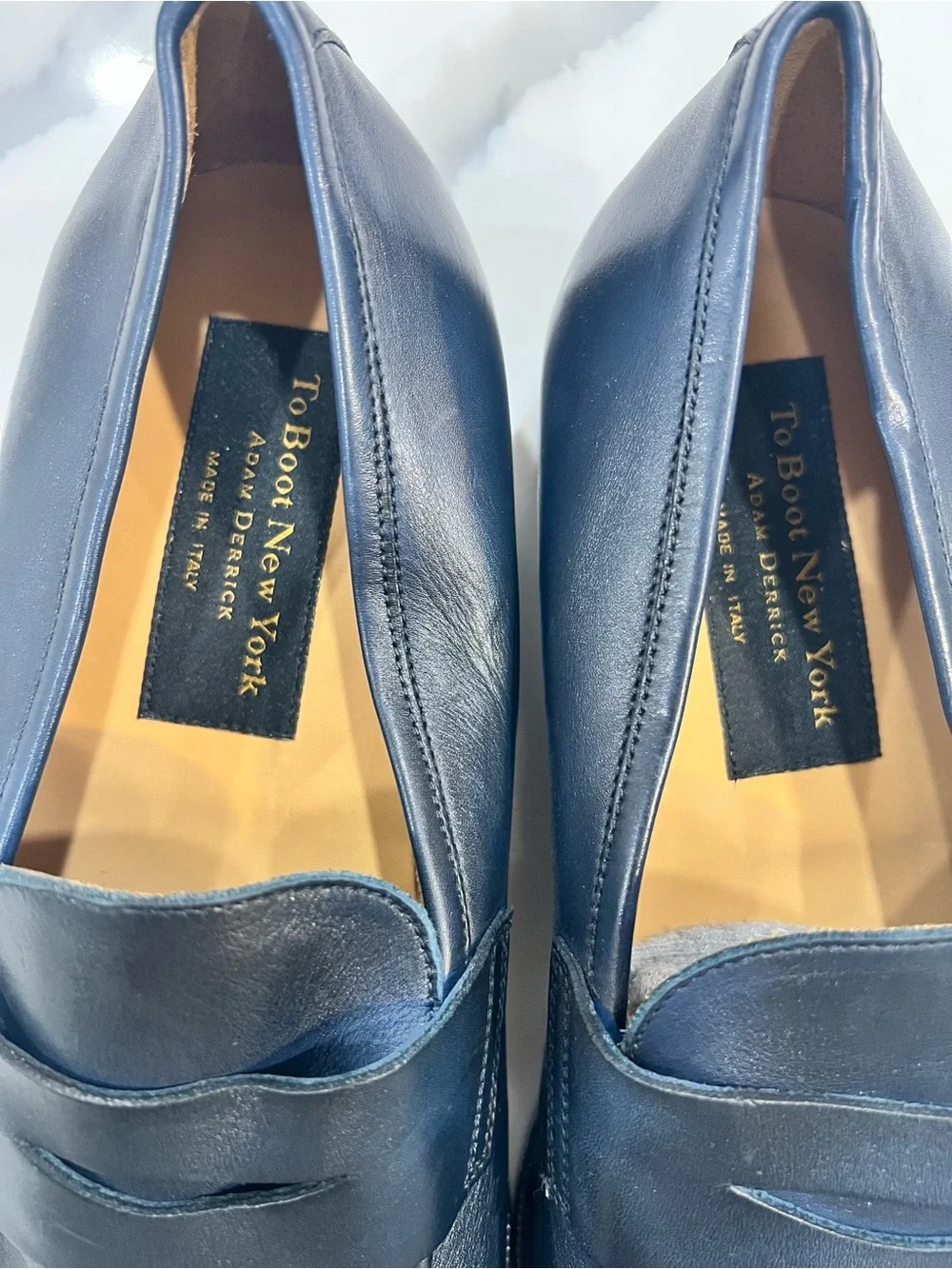 🚨PRICED TO SELL🚨 To Boot NY Navy Loafers 9